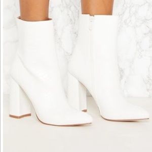 WHITE FAUX SNAKE SKIN BOOTIES